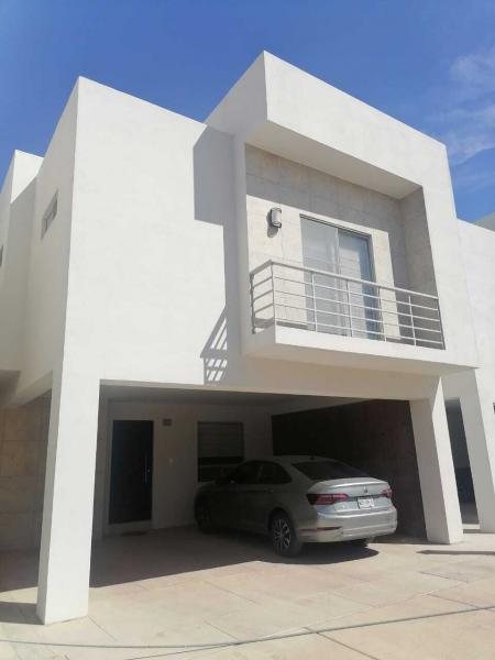 Fachada de Aurea Residencial, casa equipada al surponiente de Hermosillo